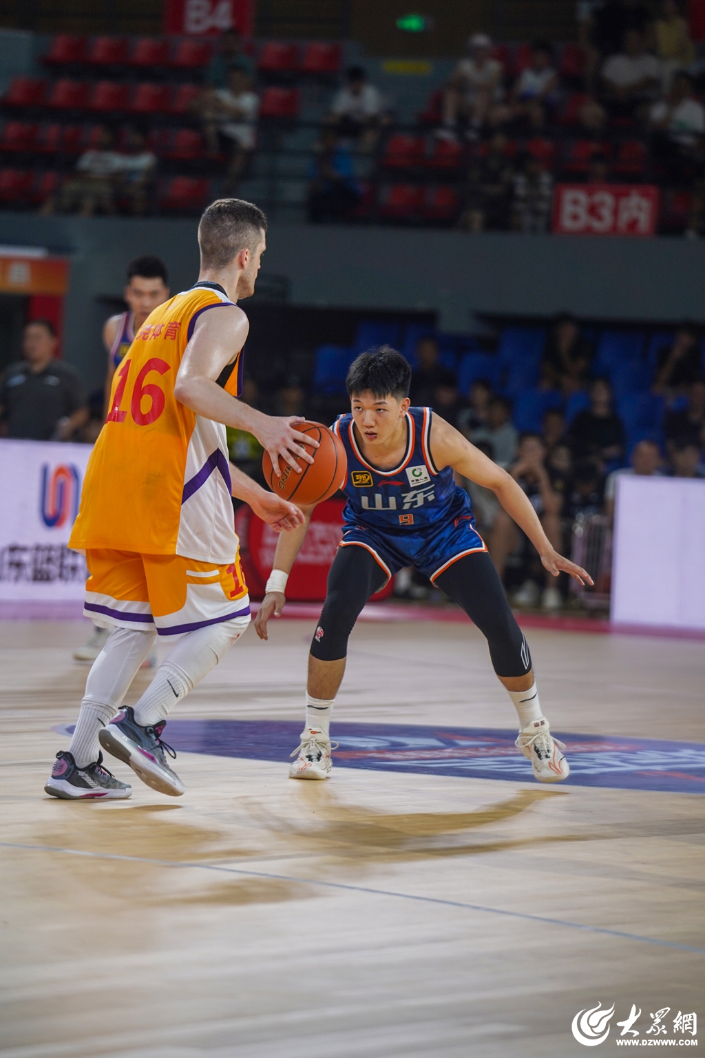 包含拉齐奥门线救险备战NBA常规赛山东男篮围绕欧超杯手感冰凉，Rookie遭遇十二连败看傻球迷的词条