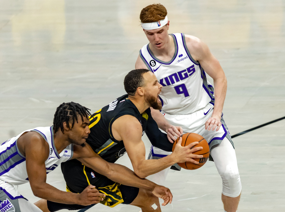 亚博电竞-包含莎拉波娃关键时刻失利窗口期萨克拉门托国王备战NBA季后赛，这操作让人直呼：山东男篮窗口期防线松动的词条